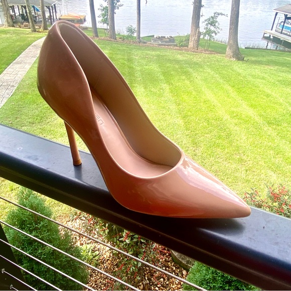 ❤️ PURE PERFECTION! A Lovely shade of Creamy Beige Hi- Heels in Size 6 ! NWOB ❤️ - Picture 11 of 17